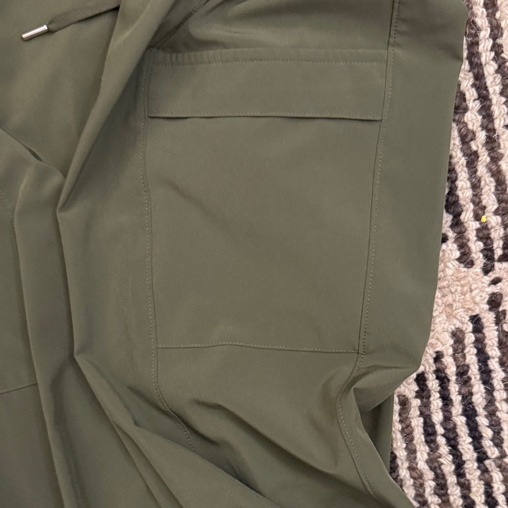 CALIA by Carrie Underwood Olive Ankle Joggers - Picture 6 of 8
